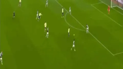 津门虎队午后热身赛以4比1击败大连英博